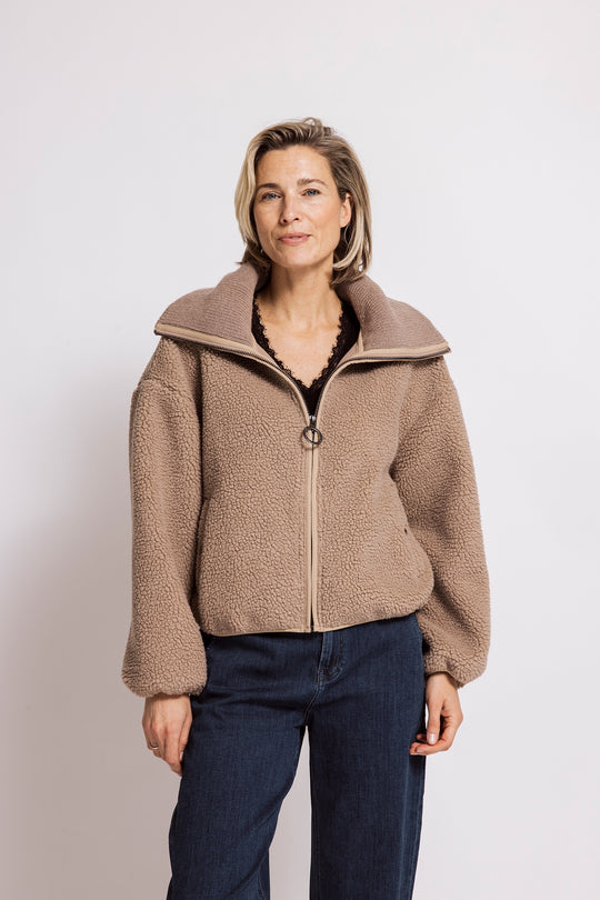 Jacke Zhzira